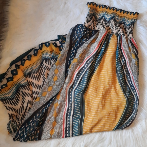 Bold Print Bandeau Maxi Dress - Picture 11 of 12